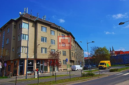 Výhradní prodej cihlového bytu 3+1 s balkónem, 94 m2 v Olomouci, ul. Bořivojova.