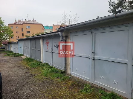 Pronájem zděné garáže v centru Olomouce, Wolkerova