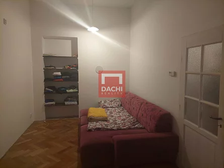 Pronájem bytu 1+1 v 2 NP cihlového  domu v dosahu centra města na ulici tř. Svobody v Olomouci