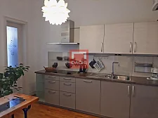 Pronájem cihlového  zařízeného bytu o dispozici 2+1, výměra 80m², Olomouc Tř. Svobody
