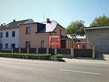 Pronájem rodinného domu 5+1, jako sídlo firmy v Olomouci Holici